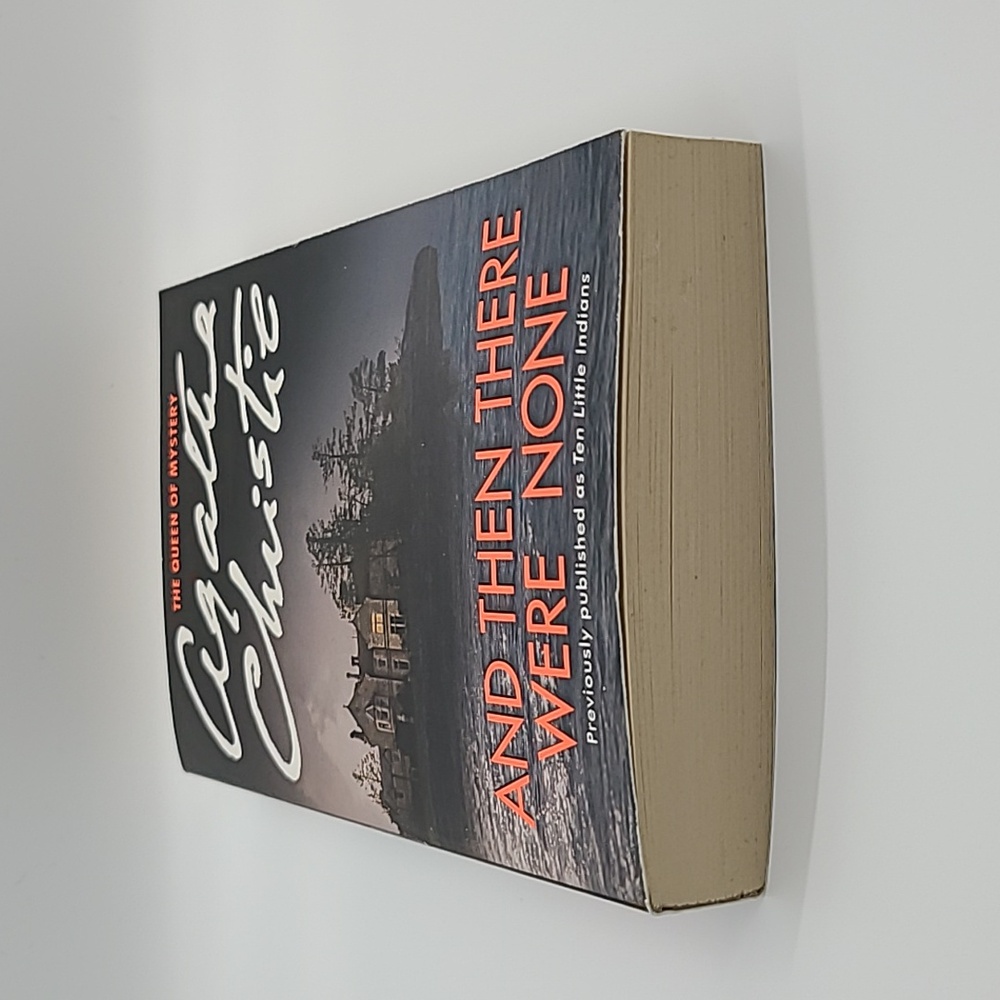 SOLD Agatha Christie 'And Then There Were None. NWT - Picture 6 of 6